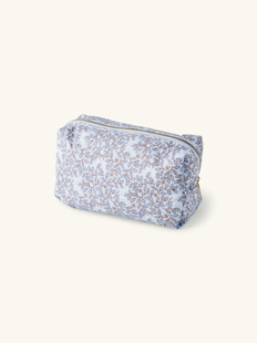 Toilettas - Katoen. 16 x 22 x 5,5 cm. - Misty Blue - Søstrene Grene Toilettas - Katoen. 16 x 22 x 5,5 cm. - Misty Blue - Søstrene Grene