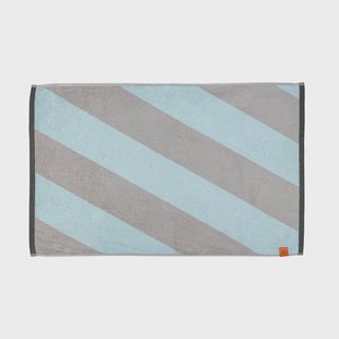 Mette Ditmer Diagonal badmat 50x80 cm Mintgroen
