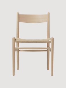 Houten stoel CH36 met gevlochten zitvlak