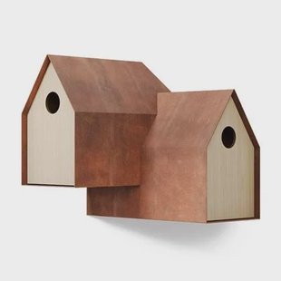 Noaste Noaber hanging