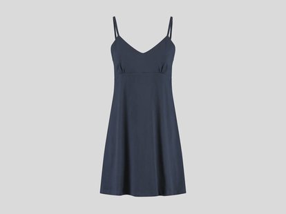 Yumeko Slipdress jersey midnight blue M 100% regeneratief biologisch katoen, jersey katoen (gebreid) Yumeko Slipdress jersey midnight blue M 100% regeneratief biologisch katoen, jersey katoen (gebreid)