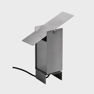 Moebe - Pivoting Taffellamp Stainless Steel