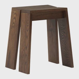 Normann Copenhagen Let Kruk H 46 cm - Donkerbruin Normann Copenhagen Let Kruk H 46 cm - Donkerbruin