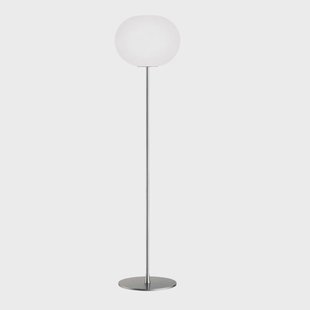 Flos Glo-ball F3 vloerlamp Wit opaalglas-matzilveren standaard