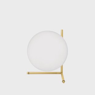 Flos IC lights T2 tafellamp Geborsteld messing-opaal Flos IC lights T2 tafellamp Geborsteld messing-opaal