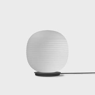 Lantern Globe Tafellamp Medium Lantern Globe Medium New Works - Woonkamer - Designer - Glas - Bol