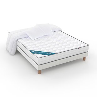 Matras +bed + poten + dekbed + kussen(s)