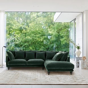 Hoekbank van fluweel, Lazare