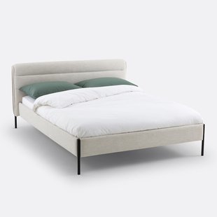 Gestoffeerd bed met lattenbodem, Obias