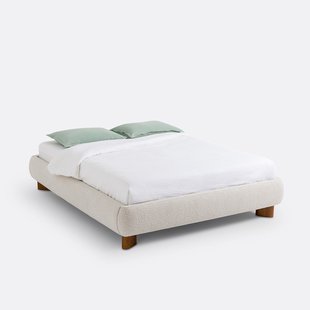 Bed in bouclettestof met lattenbodem, Mila