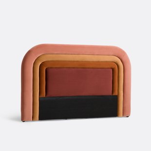 Hoofdbord van fluweel, Elvita