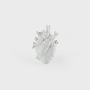 SELETTI - Love In Bloom Porcelain Heart Vaas Wit