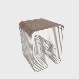 AYTM - Curva Hout Dienblad voor Plank L33xW32,4xH3,6 Walnut