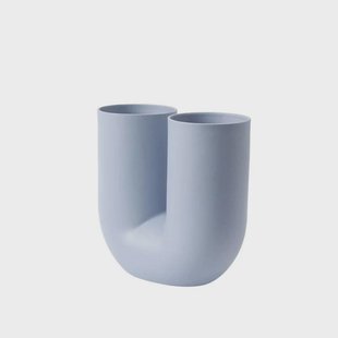 Muuto - Kink Vase H26,3 Light Blue