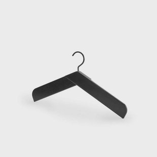 FRITZ HANSEN - Collar Hanger Oak/Aluminium Skagerak by