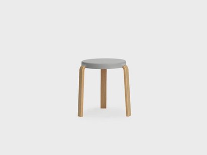 Normann Copenhagen - Tap Stool Eik/Grijs