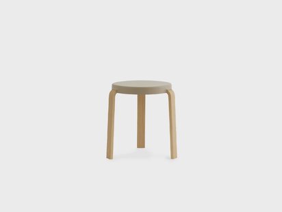 Normann Copenhagen - Tap Stool Eik/Zandkleurig