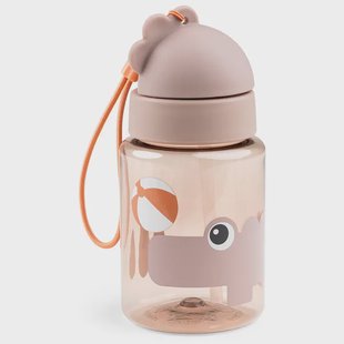 Done by Deer rietjesbeker playground