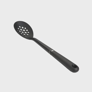 OXO - Groentelepel m/gaatjes, nylon