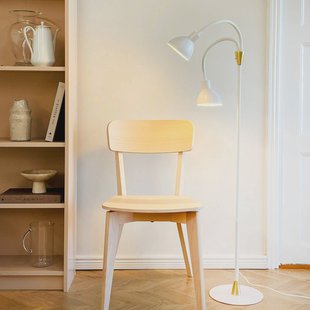 Dyberg Larsen vloerlamp Lilje, wit, hoogte 135 cm, 2-lamps.