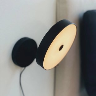 Dyberg Larsen LED wandlamp Starlight, zwart, Ø 14 cm