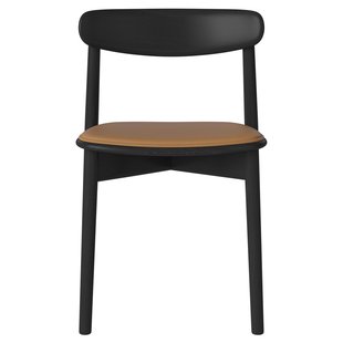 Bolia Merge Eetkamerstoel Met Zitkussen Zwart Eiken Sydney Cognac