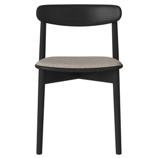 Bolia Merge Eetkamerstoel Met Zitkussen Zwart Eiken Monza Sand