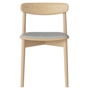 Bolia Merge Eetkamerstoel Met Zitkussen Wit Gepigmenteerd Eiken Qual Melange