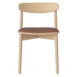 Bolia Merge Eetkamerstoel Met Zitkussen Wit Gepigmenteerd Eiken Quattro Cognac