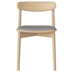 Bolia Merge Eetkamerstoel Met Zitkussen Wit Gepigmenteerd Eiken Revi Grey