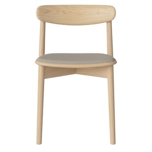 Bolia Merge Eetkamerstoel Met Zitkussen Wit Gepigmenteerd Eiken Soil Sand