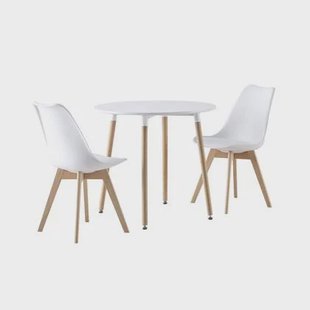 sweeek - Ronde Scandinavische eettafel in hout, 2 stoelen
