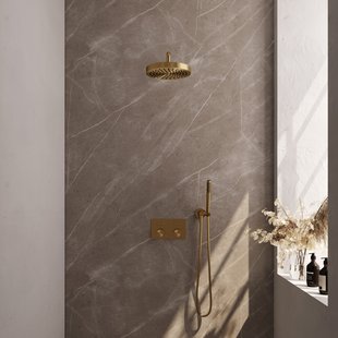 Brauer Stripe thermostatische inbouw regendouche met drukknoppen SET 26 met 25 cm douchekop en gebogen muurarm en staaf handdouche en doucheslang en wandaansluitbocht goud geborsteld PVD