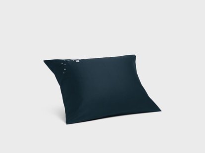 Yumeko Kussensloop katoen satijn blueberry starry flower 50x60 100% biologisch en fairtrade katoen, satijn geweven