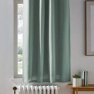 Verduisterend katoenen radiatorgordijn met oogjes Scenario