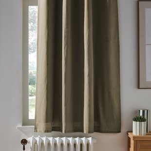 Verduisterend katoenen radiatorgordijn met oogjes Scenario