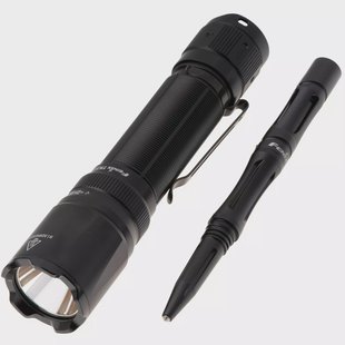 Fenix TK20R V2.0, 3000 lumen oplaadbare zaklamp met T5 tactische pen, set