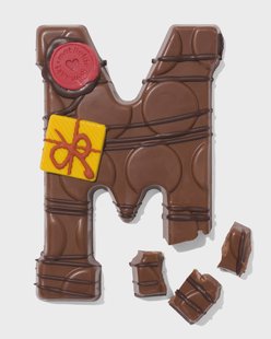 HEMA Handgedecoreerde chocoladeletter melk M 180g