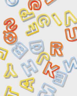 HEMA Klei uitsteekvormpjes alfabet