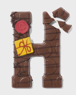 HEMA Handgedecoreerde chocoladeletter melk H 180g