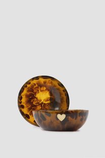 Donkerbruine kom met leopard print