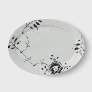 Royal Copenhagen Black Fluted Mega zwart pot ovaal 28 cm