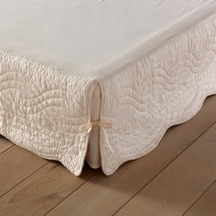 Gematelasseerde bedrand in zuiver katoen, Scenario