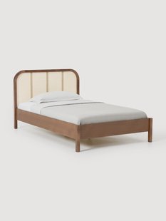 Houten eenpersoonsbed Jones met Weens vlechtwerk hoofdeinde