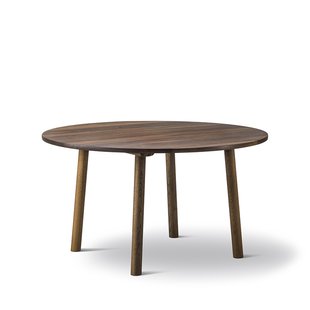 Fredericia Furniture Taro 6121 eettafel Gerookte eik, ø120 cm
