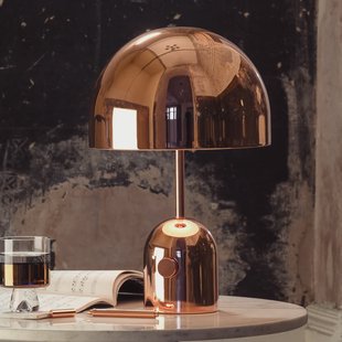 Bell tafellamp H42,5 koper Tom Dixon - Woonkamer - Designer - Metaal - Met lampenkap