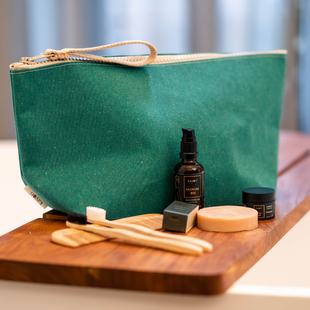 Sale - Kayori Ikisaki Travelbag - L - Groen