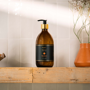 Kayori - Body Lotion - 250ml - Glas - Hazakura