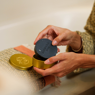 Kayori Bewaarblikje goud – shampoo / shaving – rond