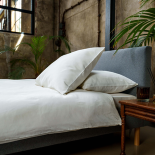 Saya - Dekbedovertrek - Katoensatijn - 260/200-220 - Wit